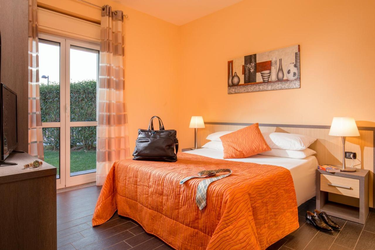 Residence Poggio Degli Ulivi Frascati Εξωτερικό φωτογραφία